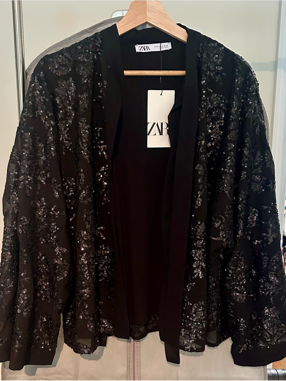 ZARA Black Sequin Floral Tie-Neck Jacket - Picture 3 of 3